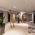 Hotel Crowne Plaza By Ihg 4*