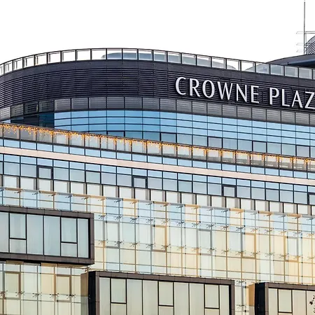 Crowne Plaza By Ihg 4*