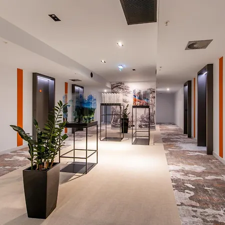 Hotel Crowne Plaza Podgorica By Ihg