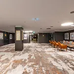 Crowne Plaza By Ihg Hotel 4*