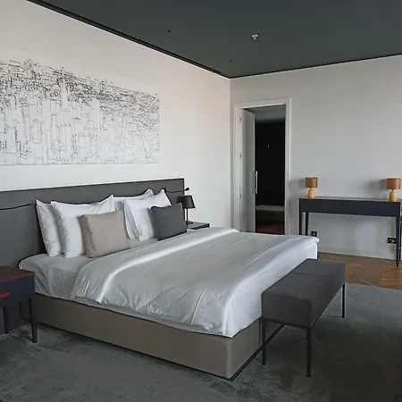 Hotel Crowne Plaza Podgorica By Ihg 4*