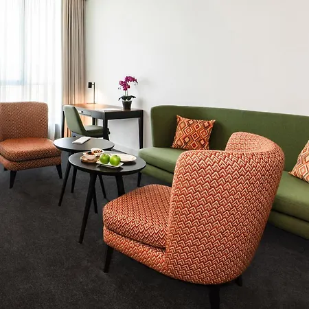 Crowne Plaza By Ihg 4*
