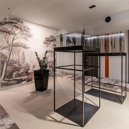 Crowne Plaza By Ihg Hotel