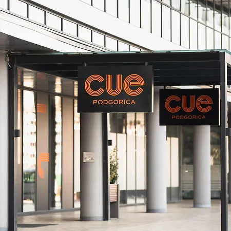 Crowne Plaza By Ihg Hotel