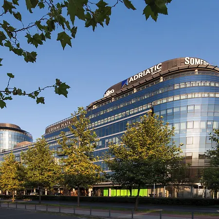Crowne Plaza By Ihg
