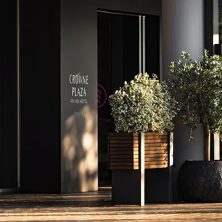 Crowne Plaza By Ihg Подгориця