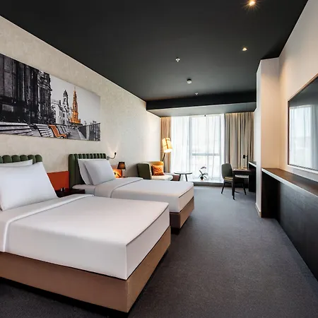 Crowne Plaza By Ihg Готель Подгориця