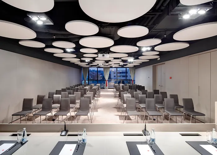 Crowne Plaza By Ihg Hotel Podgorica