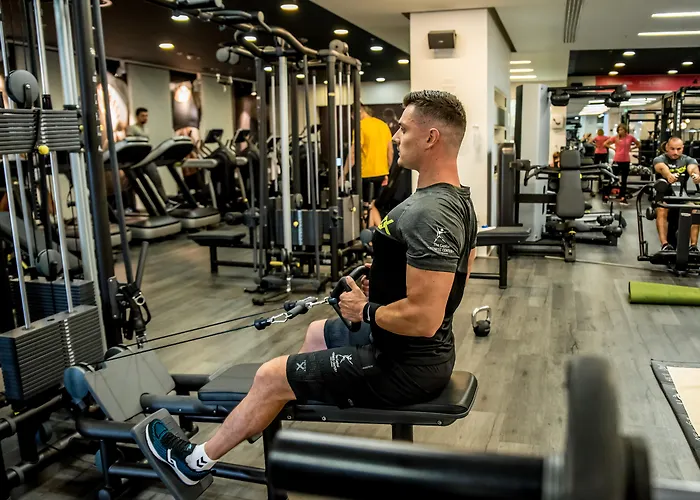 Hotel Crowne Plaza By Ihg 4*