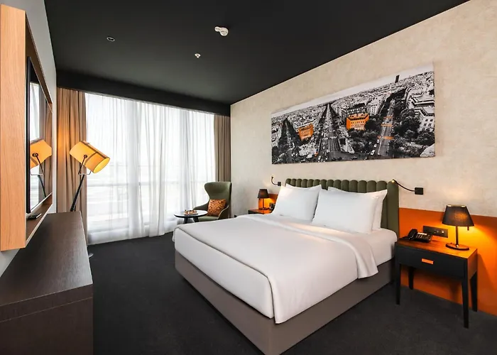 Hotel Crowne Plaza By Ihg