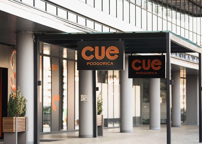 Crowne Plaza By Ihg Hotel