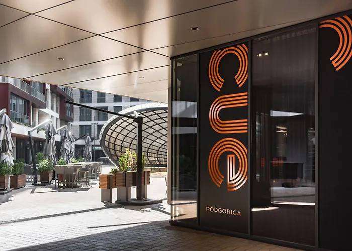 Crowne Plaza By Ihg Hotel